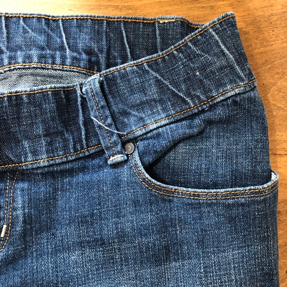 Old Navy Maternity Under Belly Cropped Jeans SZ 8 - Picture 10 of 10